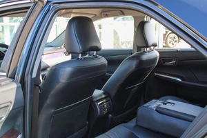 Седан Toyota Camry 2017 года, 2190000 рублей, Ярославль