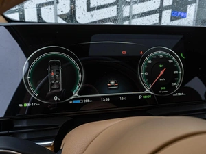 Минивэн Voyah Dream 2023 года, 4930000 рублей, Краснодар