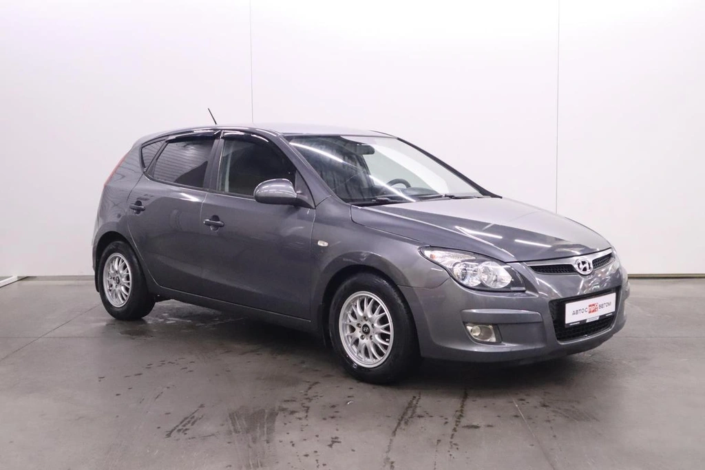 Универсал Hyundai i30 2010 года, 670000 рублей, Брянск