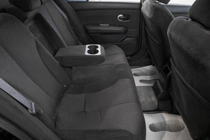 Седан Nissan Tiida 2011 года, 749000 рублей, Барнаул