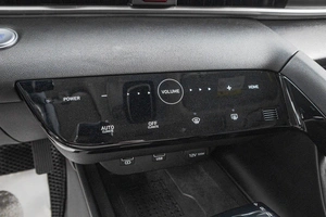 Седан Hyundai Elantra 2021 года, 1649000 рублей, Барнаул