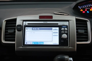 Минивэн Honda Freed 2011 года, 1059000 рублей, Омск