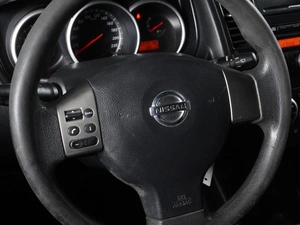 Хетчбэк Nissan Tiida 2010 года, 598000 рублей, Минеральные Воды