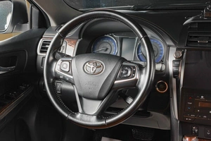 Седан Toyota Camry 2016 года, 1949000 рублей, Тюмень