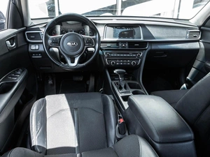 Седан Kia Optima 2018 года, 1590000 рублей, Ставрополь