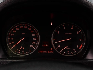 Внедорожник BMW X1 2011 года, 1069000 рублей, Тюмень