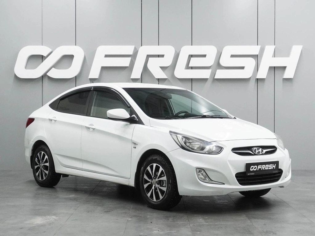 Седан Hyundai Solaris 2013 года, 899000 рублей, Воронеж