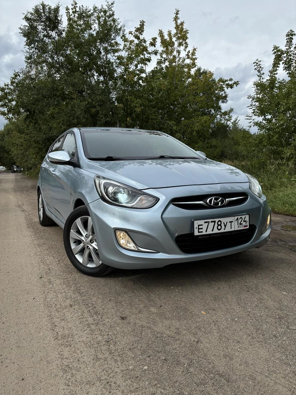 Хетчбэк Hyundai Solaris 2012 года, 480000 рублей, Красноярск