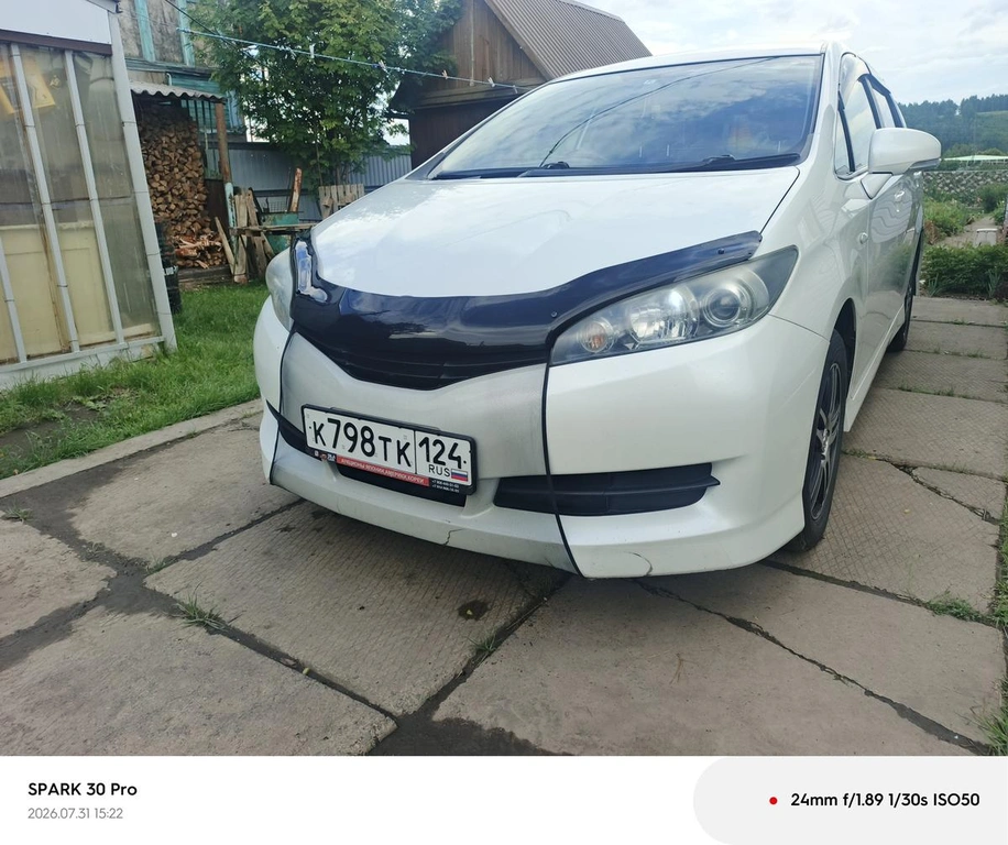 Минивэн Toyota Wish 2010 года, 1120 рублей, Красноярск