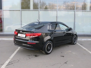 Седан Kia Rio 2015 года, 950000 рублей, Брянск