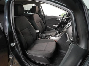 Хетчбэк Opel Astra 2011 года, 829000 рублей, Воронеж