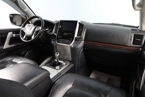 Внедорожник Toyota Land Cruiser 2018 года, 7299000 рублей, Новосибирск