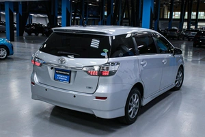 Минивэн Toyota Wish 2012 года, 1448000 рублей, Солонцы
