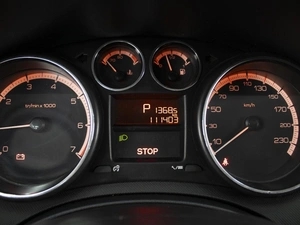 Хетчбэк Peugeot 308 2010 года, 460000 рублей, Омск