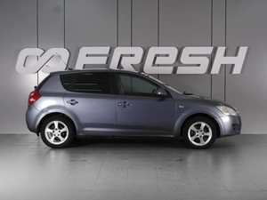 Хетчбэк Kia Ceed 2007 года, 655000 рублей, Красный Пахарь