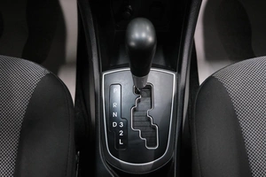 Хетчбэк Hyundai Solaris 2012 года, 1039000 рублей, Омск