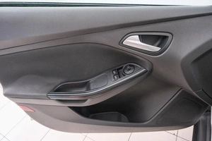Хетчбэк Ford Focus 2013 года, 809000 рублей, Красноярск