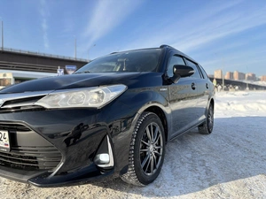 Универсал Toyota Corolla Fielder 2017 года, 1050000 рублей, Красноярск