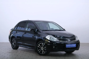 Хетчбэк Nissan Tiida 2010 года, 789000 рублей, Омск