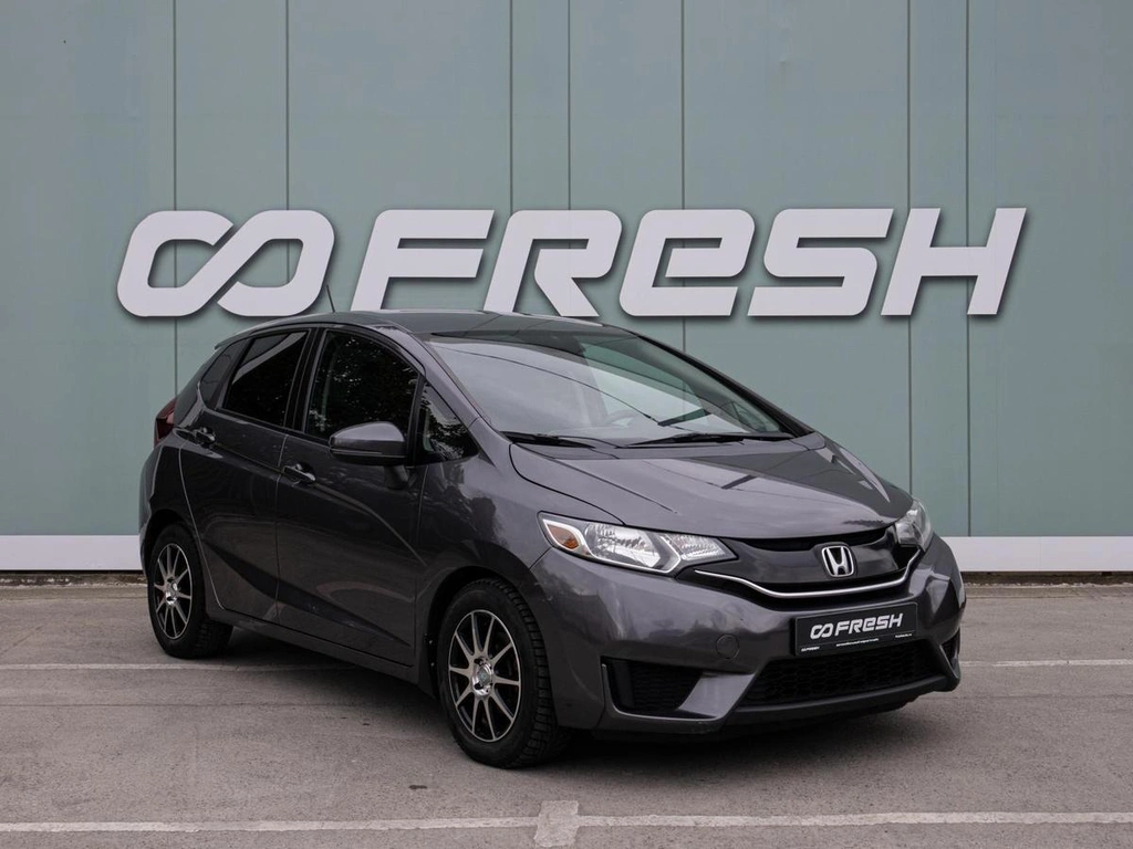 Хетчбэк Honda Fit 2016 года, 1100000 рублей, Большой Сочи