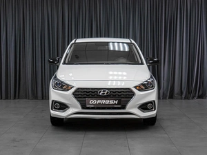 Седан Hyundai Solaris 2017 года, 1349000 рублей, Тюмень