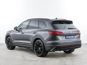 Внедорожник Volkswagen Touareg 2019 года, 5250050 рублей, Москва