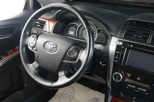 Седан Toyota Camry 2012 года, 1769000 рублей, Тюмень