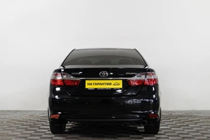Седан Toyota Camry 2015 года, 2059000 рублей, Сургут