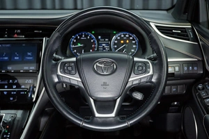 Внедорожник Toyota Harrier 2019 года, 2799000 рублей, Красноярск