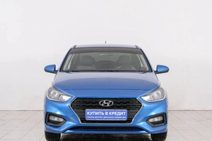 Седан Hyundai Solaris 2017 года, 1399000 рублей, Красноярск