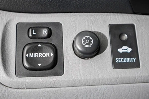 Внедорожник Toyota RAV4 2000 года, 699000 рублей, Барнаул