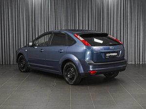 Хетчбэк Ford Focus 2006 года, 530000 рублей, Ставрополь