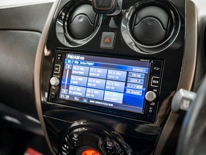 Хетчбэк Nissan Note 2016 года, 900000 рублей, Красноярск