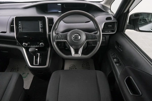 Минивэн Nissan Serena 2016 года, 1629000 рублей, Красноярск