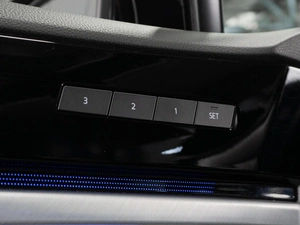 Внедорожник Volkswagen Touareg 2019 года, 5599000 рублей, Тюмень