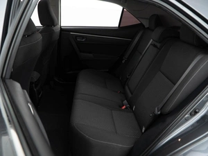 Седан Toyota Corolla 2013 года, 1350050 рублей, Москва