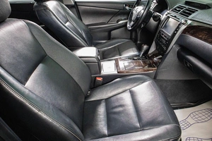 Седан Toyota Camry 2015 года, 2159000 рублей, Сургут