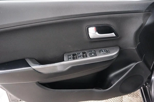 Седан Kia Rio 2017 года, 849000 рублей, Красноярск