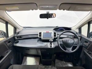 Минивэн Honda Freed 2014 года, 1099000 рублей, Красноярск