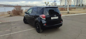 Хетчбэк Toyota Ractis 2016 года, 965000 рублей, Красноярск