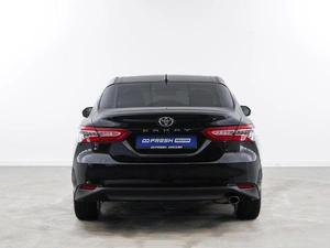 Седан Toyota Camry 2018 года, 2687444 рублей, Москва