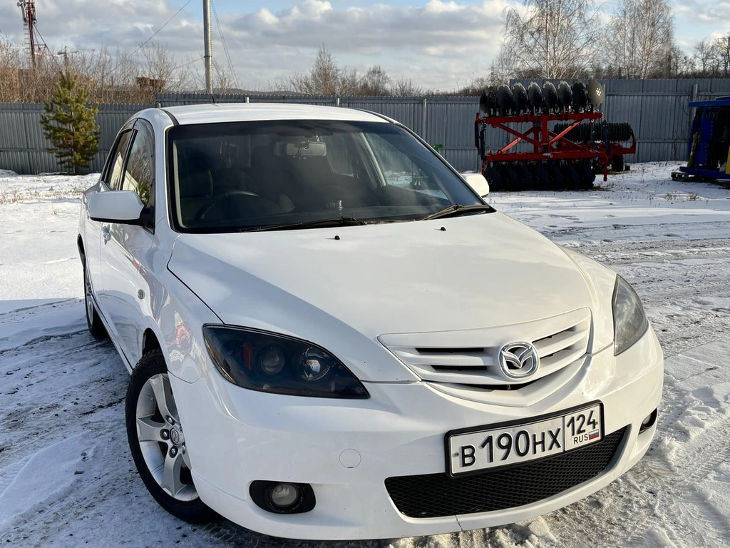 Хетчбэк Mazda Axela 2004 года, 650000 рублей, Красноярск
