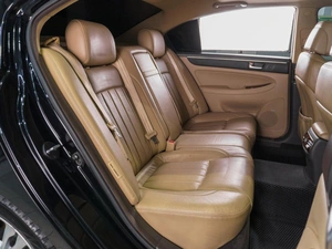 Седан Hyundai Genesis 2011 года, 1349000 рублей, Сургут