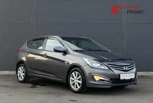 Хетчбэк Hyundai Solaris 2015 года, 880000 рублей, Солонцы