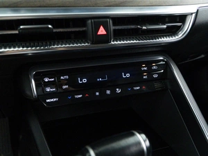 Седан Kia K5 2021 года, 2449999 рублей, Москва