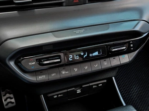 Внедорожник Hyundai Bayon 2023 года, 2250000 рублей, Краснодар