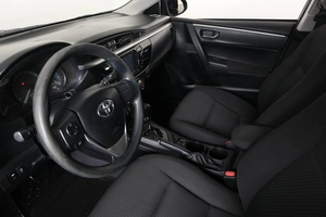 Седан Toyota Corolla 2013 года, 1189000 рублей, Пермь