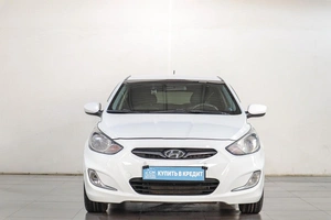 Хетчбэк Hyundai Solaris 2012 года, 839000 рублей, Челябинск