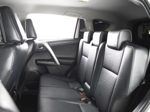 Внедорожник Toyota RAV4 2018 года, 2980000 рублей, Омск