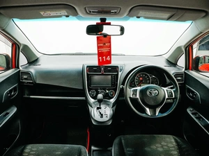 Хетчбэк Toyota Ractis 2015 года, 849000 рублей, Красноярск